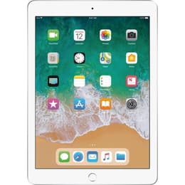 iPad 9.7 インチ 第5世代 - 2017 - Wi-Fi + 4G - 32 GB - シルバー