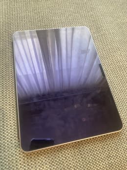 iPad Air 6 (2024, M2 series) リファービッシュ品 | Back Market