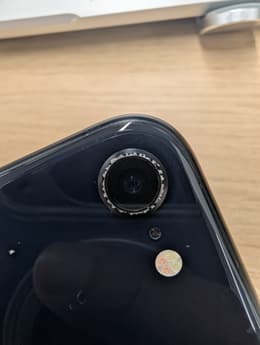 iPhone SE 中古＆整備品(リファービッシュ) をお得に購入 | Back Market