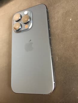 iPhone 15 Pro リファービッシュ品 | Back Market