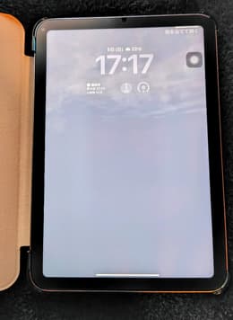 整備済み品 iPad 第9世代 64GB 北米版  ミスって要らなくなりました (本体のみ 充電器なし) AmazonリニューアルiPad9世代64GBシルバー整備済み品