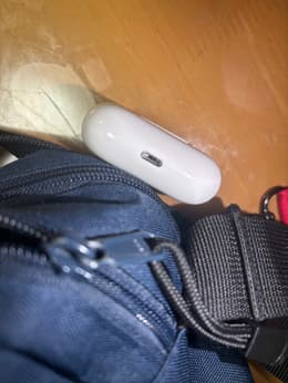 Apple AirPods Pro1 整備済み品　充電コード付き　A2083 Amazon.co.jp: 【整備済み品】 Apple AirPods Pro Apple純正 MagSafe