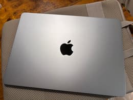 MacBook Air (M4 series) リファービッシュ品 | Back Market