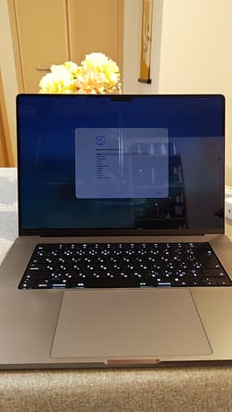 決まりました！ありがとうございました！箱付き⭐︎MacBookpro 14inch / 16GB /512GB SSD MacBook Pro 14 インチ (2023) - Apple M2 Pro 10-コア と 16-コア GPU