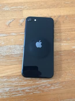 iPhone SE (2022) リファービッシュ品 | Back Market