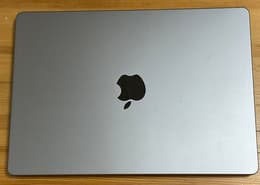 Apple MacBook Pro 14インチ M2 512GB 16GBメモリ Amazon.com: Apple 2023 MacBook Pro with Apple M2 Pro Chip